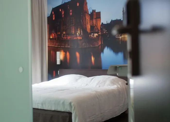 Small King Room